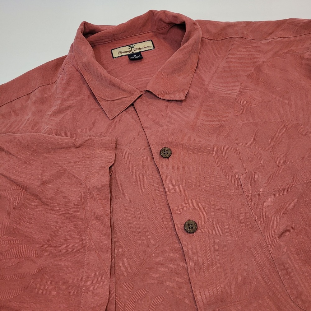 Tommy Bahama Hawaiian Shirt Mens XL Floral Jacquard Silk Red Luau‎ Aloha Camp